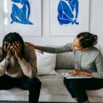 ¿Qué es la tanatología? Acompañamiento profesional en pérdidas y duelos