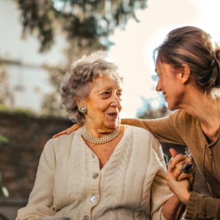 Cómo Promover la Dignidad y el Respeto en el Cuidado de Pacientes con Alzheimer